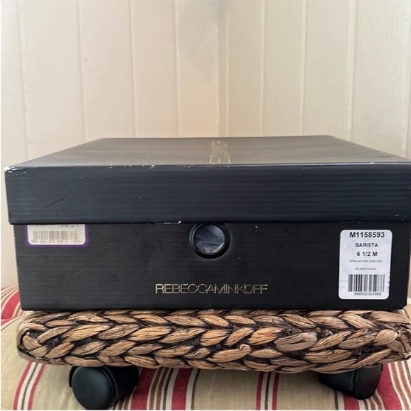 Rebecca Minkoff Barista Cipria Celadon Nubuck Heels - Picture 11 of 16